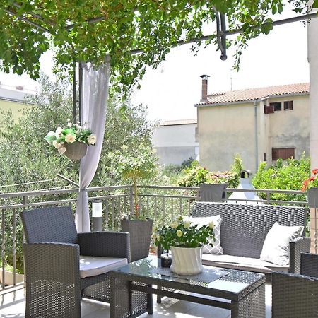 Apartments Barba Tučepi Екстериор снимка