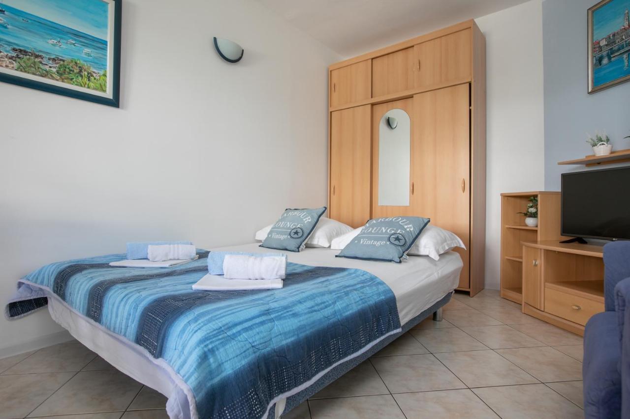 Apartments Barba Tučepi Екстериор снимка