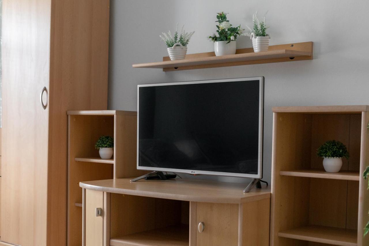 Apartments Barba Tučepi Екстериор снимка