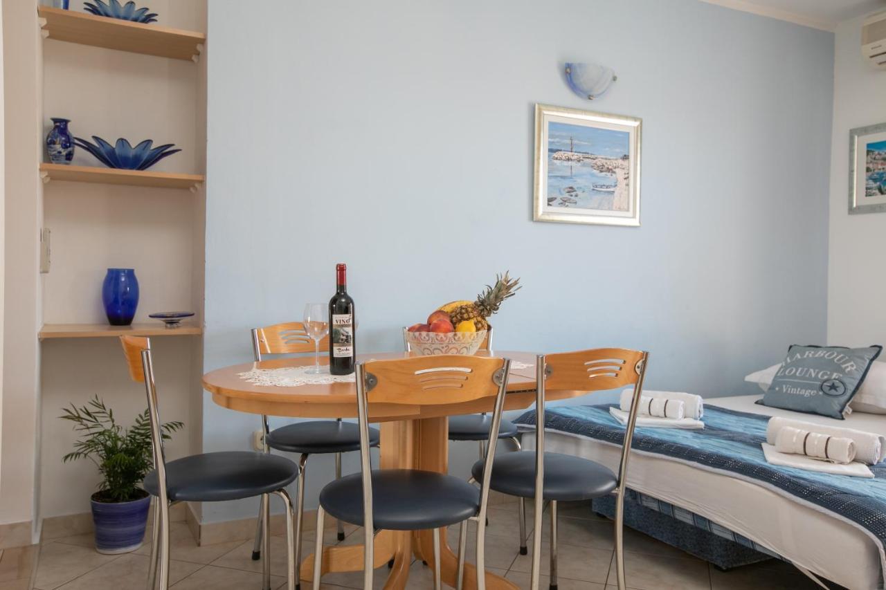 Apartments Barba Tučepi Екстериор снимка