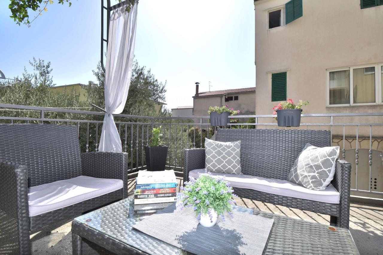Apartments Barba Tučepi Екстериор снимка