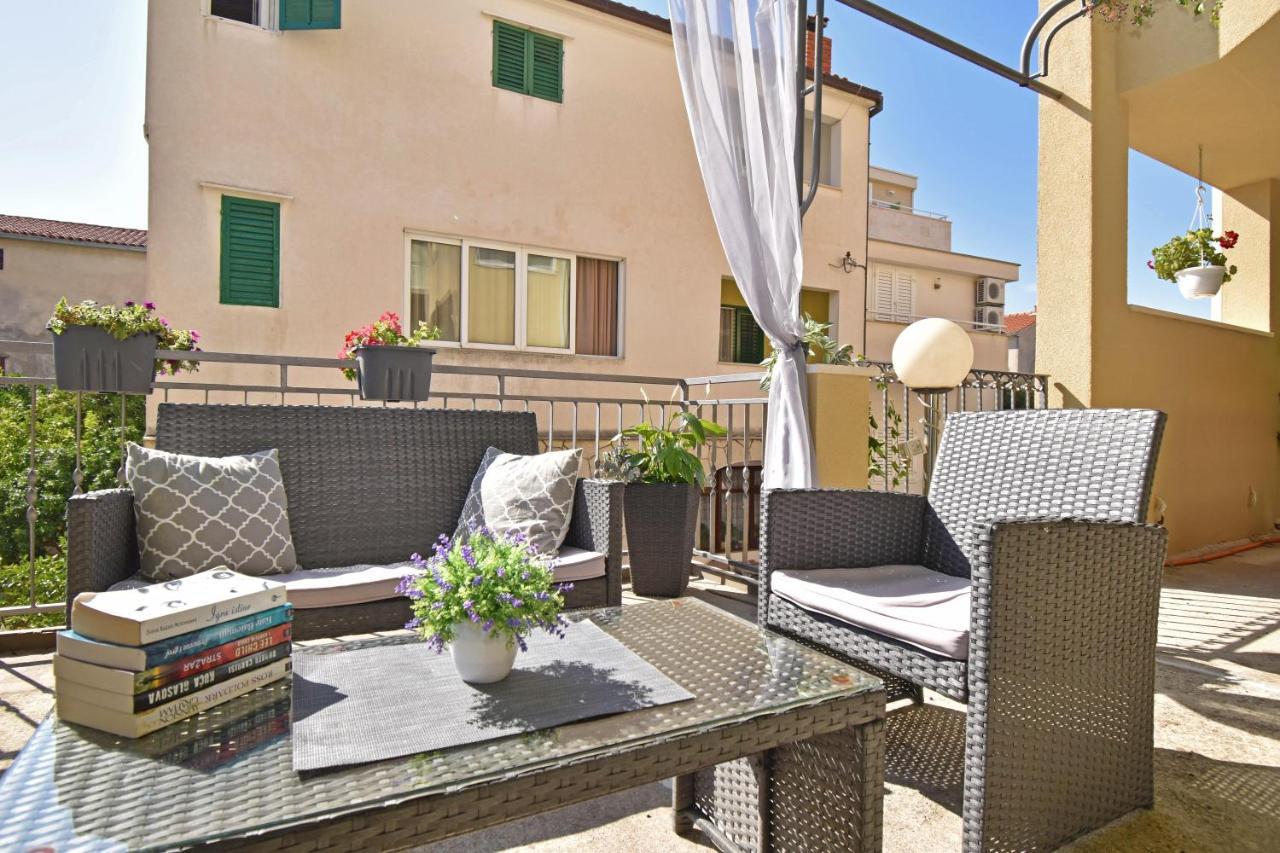 Apartments Barba Tučepi Екстериор снимка