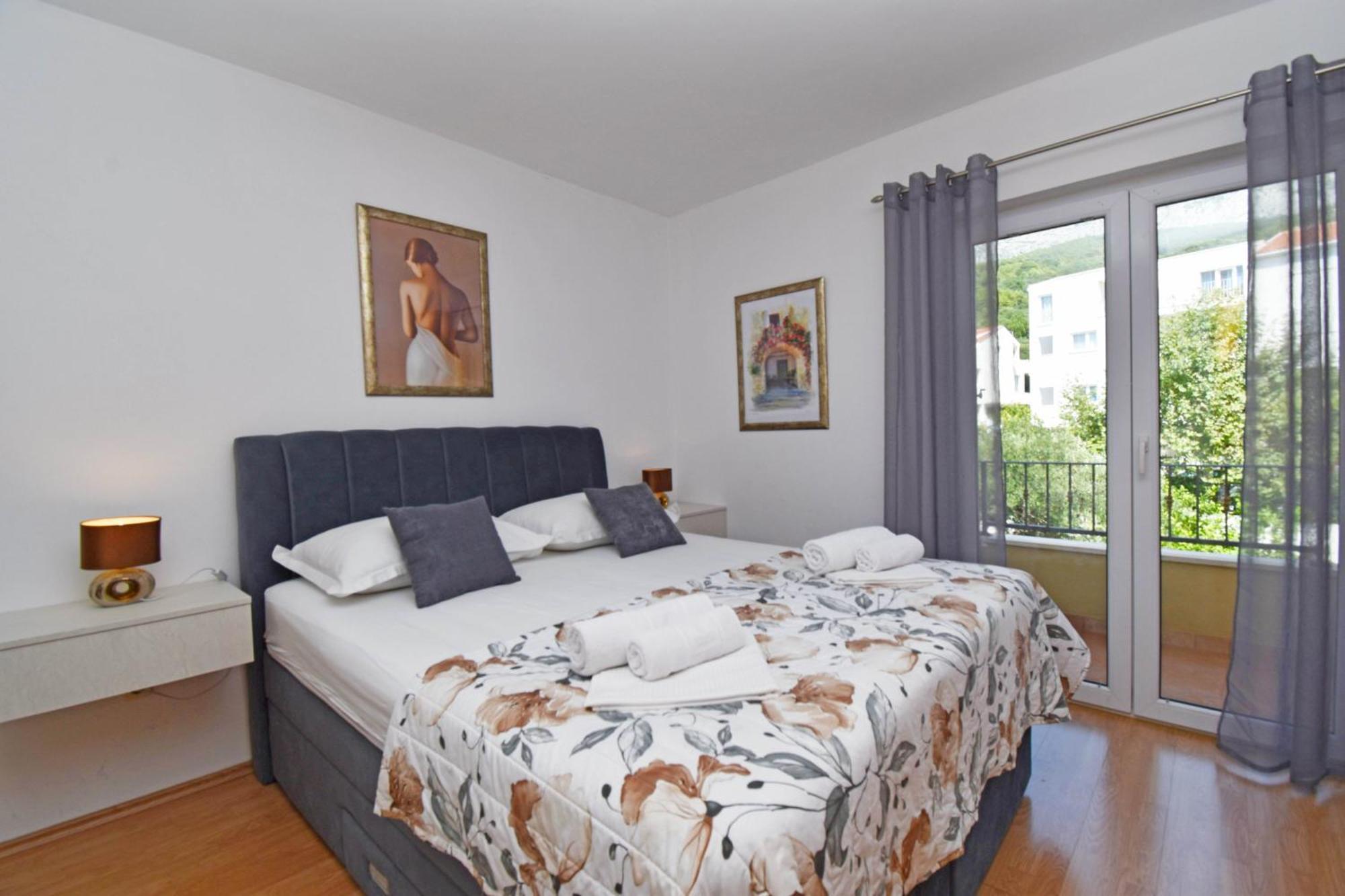 Apartments Barba Tučepi Екстериор снимка