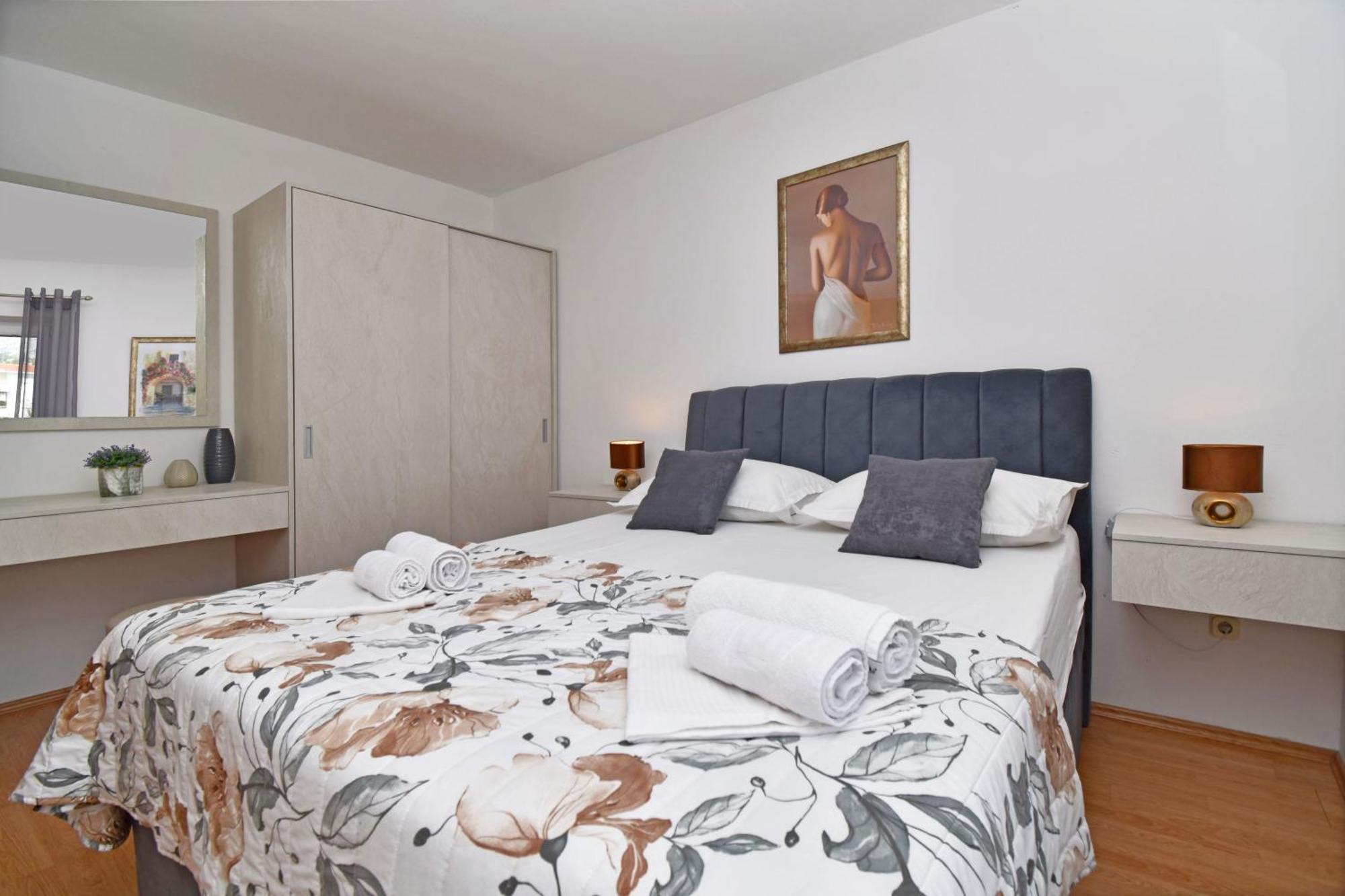Apartments Barba Tučepi Екстериор снимка